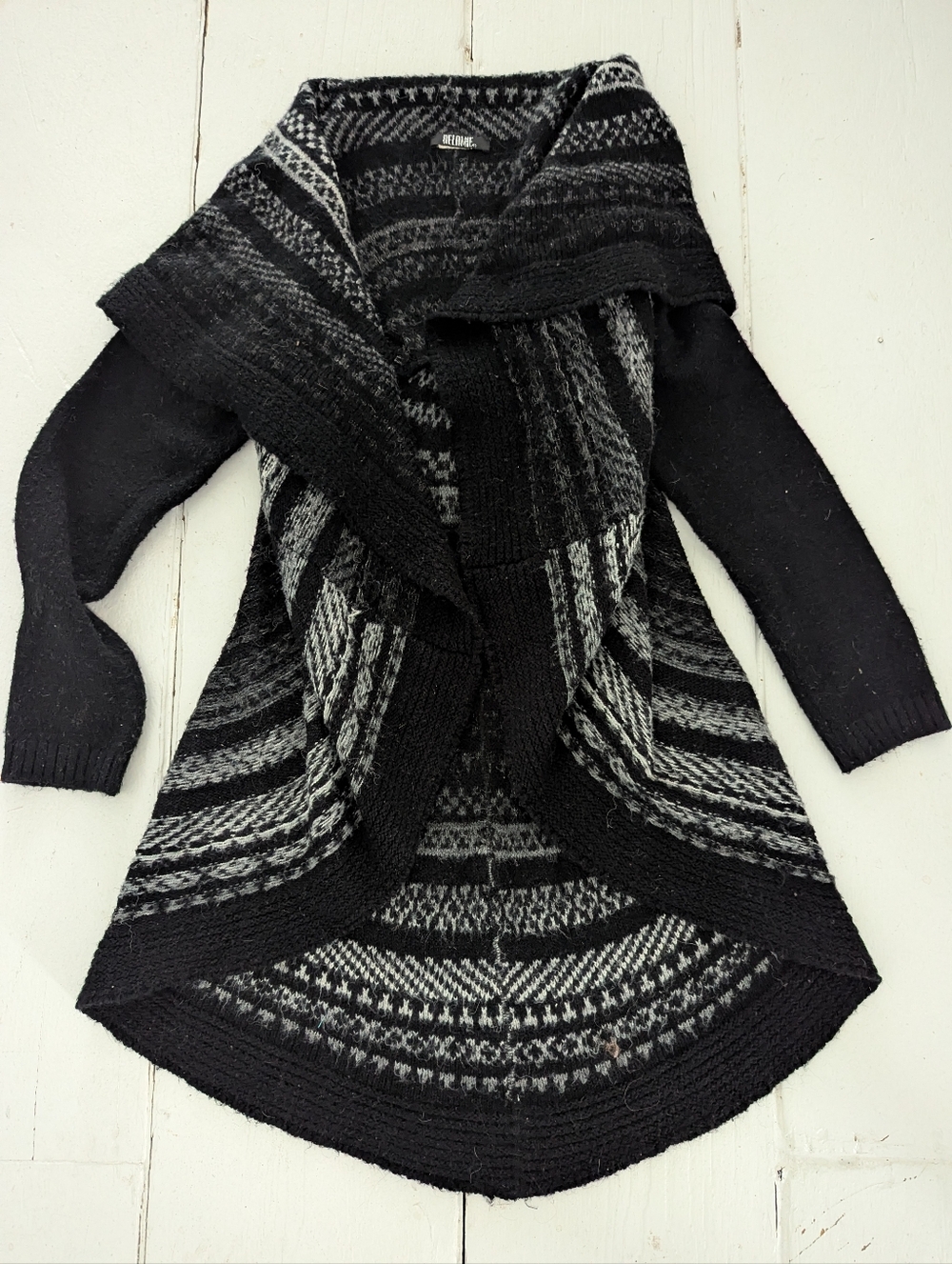 Black & Gray Patterned Women's Open Cardigan Sweater